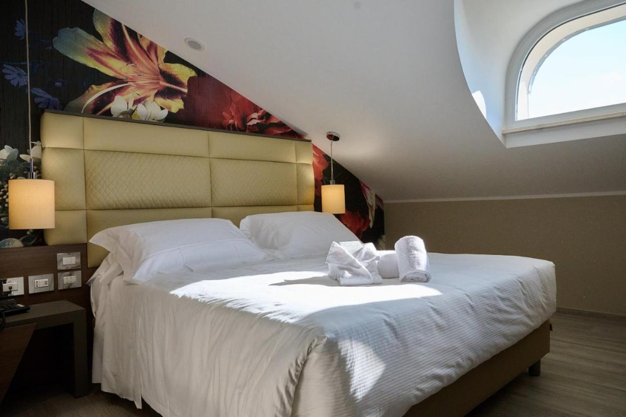 Park Hotel Le Dune Di Giovino Катандзаро Экстерьер фото