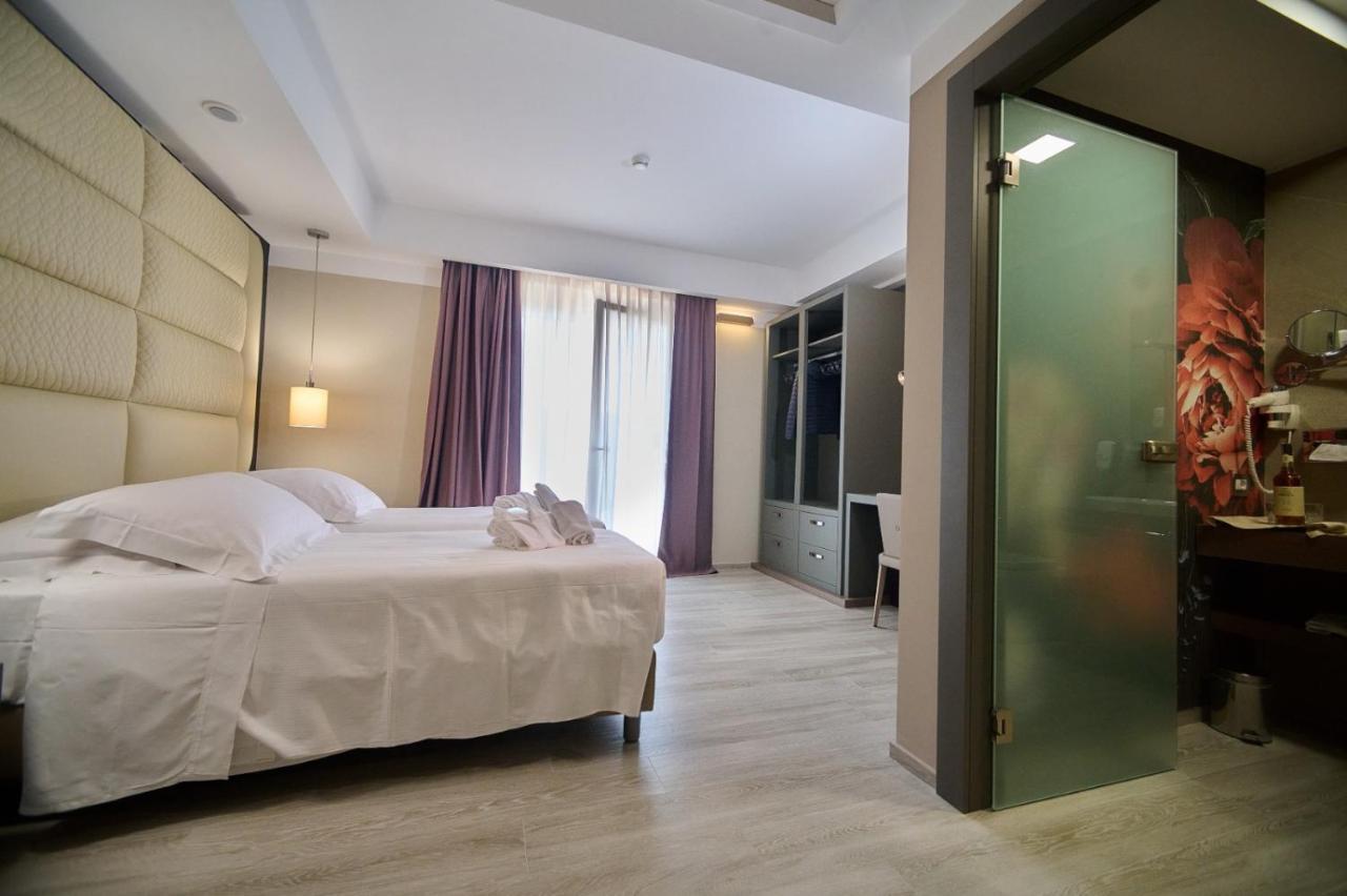 Park Hotel Le Dune Di Giovino Катандзаро Экстерьер фото