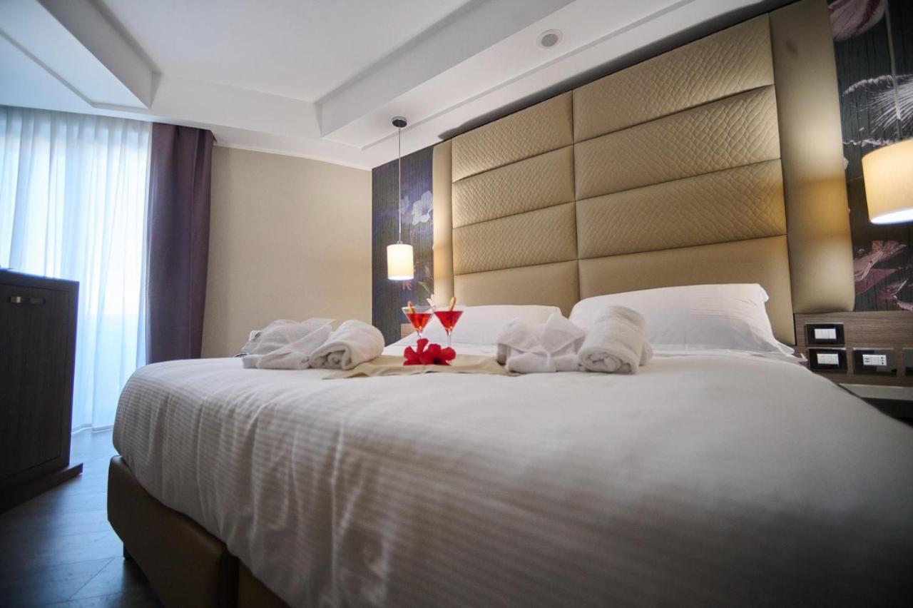 Park Hotel Le Dune Di Giovino Катандзаро Экстерьер фото